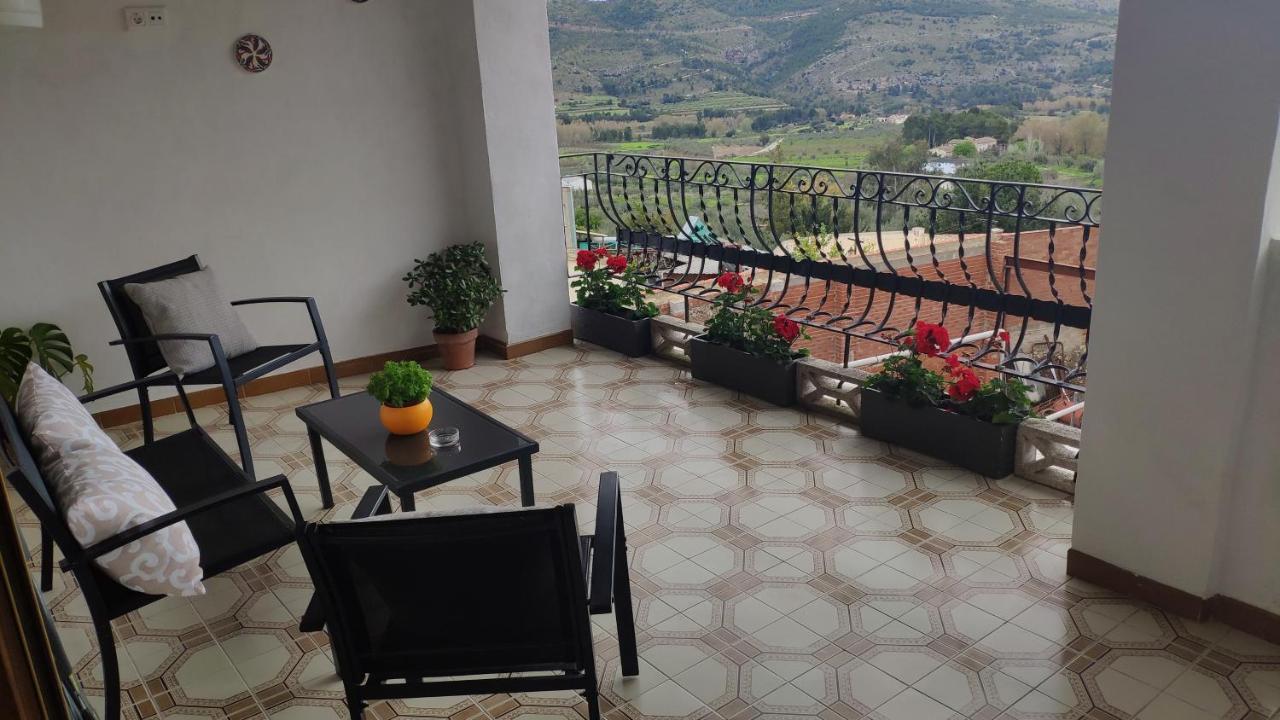 Apartament The Triplets Agres Zewnętrze zdjęcie